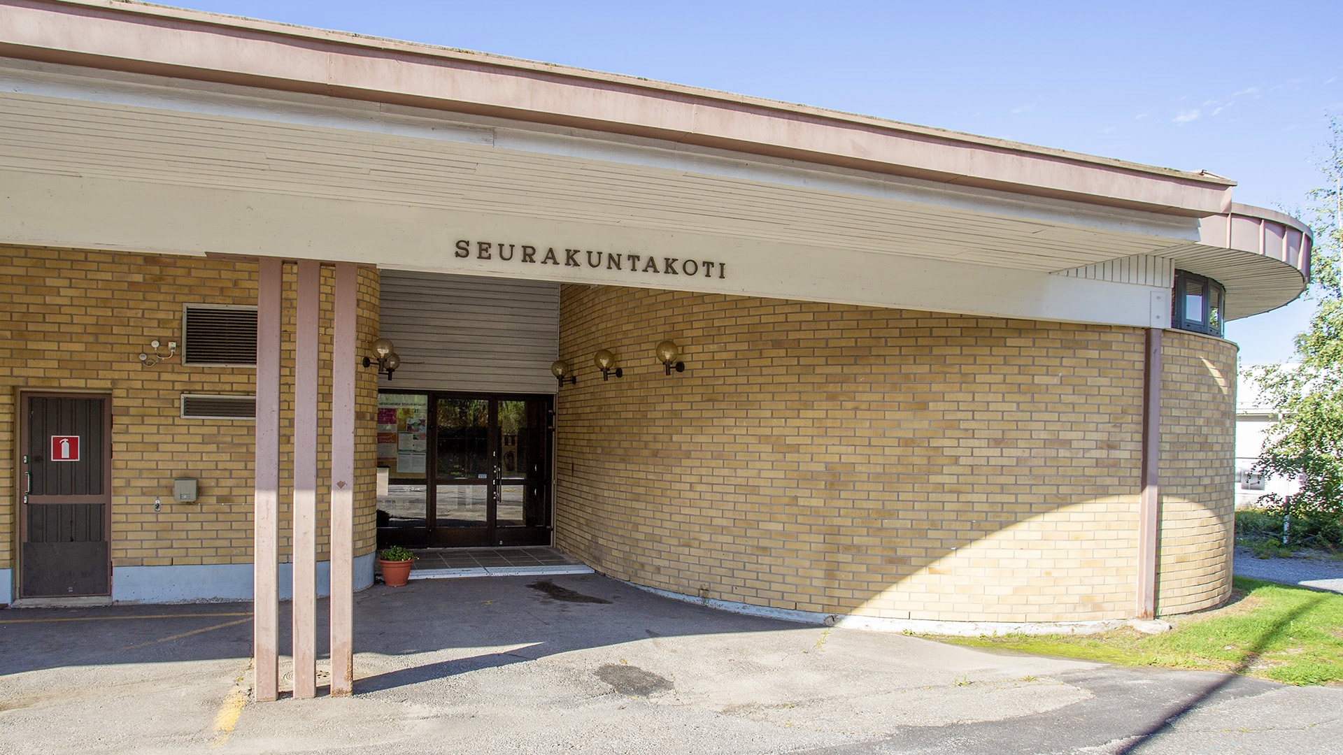Miekkoniemen seurakuntakoti Miekkoniemen seurakuntakoti