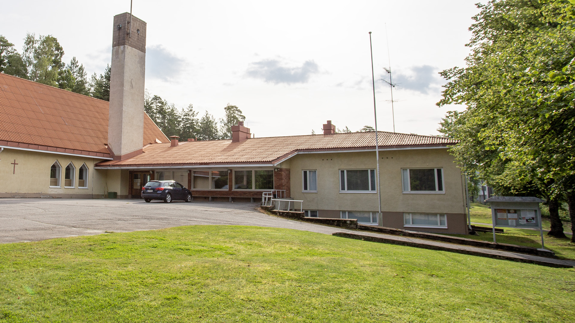 Pääskylahden seurakuntatalo