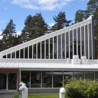 Rantasalmen seurakuntatalo ja kappeli Kirkkorinne